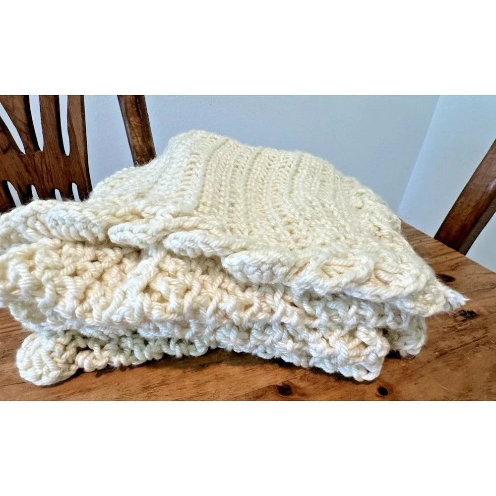 Afghan Blanket Wrap Crochet Handmade Bulky Chunky Baby Lap Ivory 45 X 39